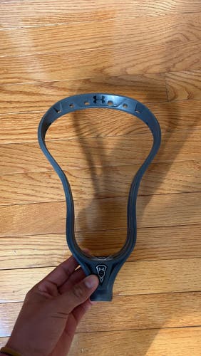 Gray under armour command