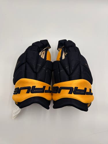 New Nashville Predators True 14" Pro Stock Borowiecki Catalyst 9X Gloves