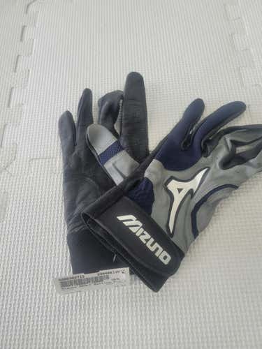 Used Mizuno Adult Sm Batting Gloves