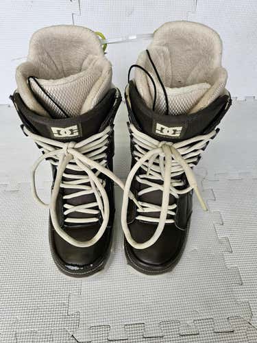 Used Dc Shoes Rogan 2013 Senior 9 Men's Snowboard Boots