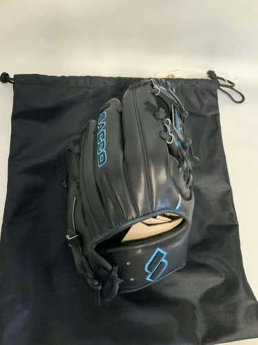 Used Sacco Black 11 1 2" Fielders Gloves
