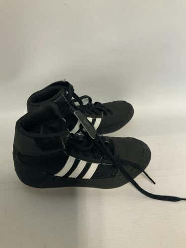 Used Adidas Junior 02.5 Wrestling Shoes