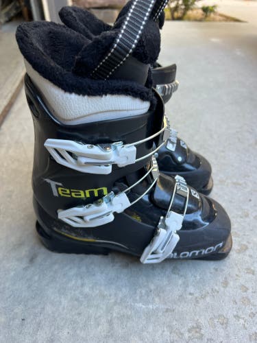 Used Unisex All Mountain Team Ski Boots