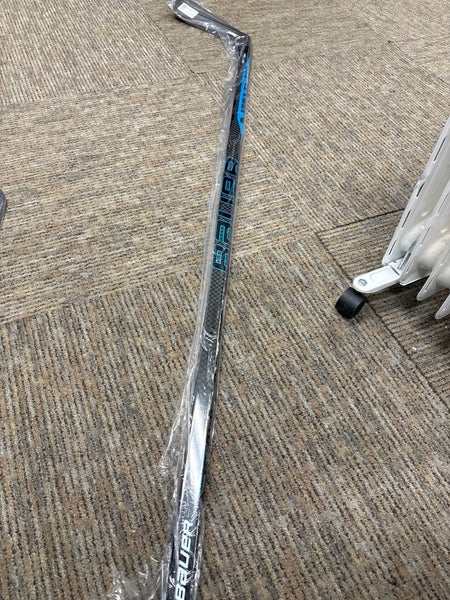 New Senior Bauer Left Hand P28 70 Flex Pro Stock Nexus E5 Pro Hockey Stick