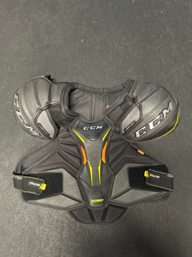 Used Large CCM Tacks 9080 Shoulder Pads