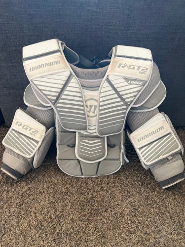 Used  Warrior  Ritual GT2 Goalie Chest Protector