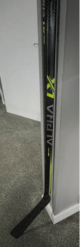 New Right Hand W02 Alpha LX Pro Hockey Stick