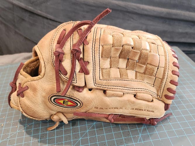 Used Easton Natural Baseball Glove 12.5"