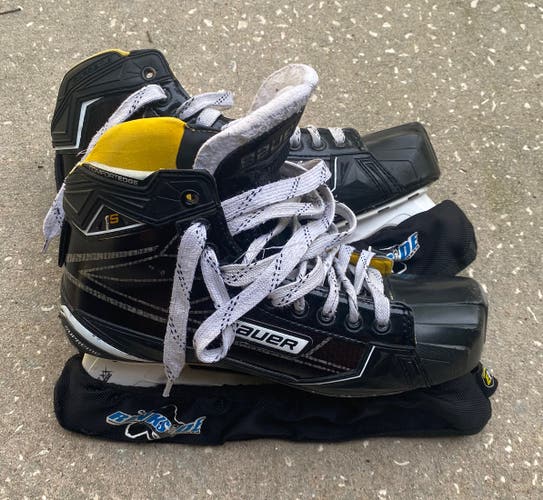 Used Senior Bauer Regular Width  10.5 Supreme 1S Hockey Goalie Skates