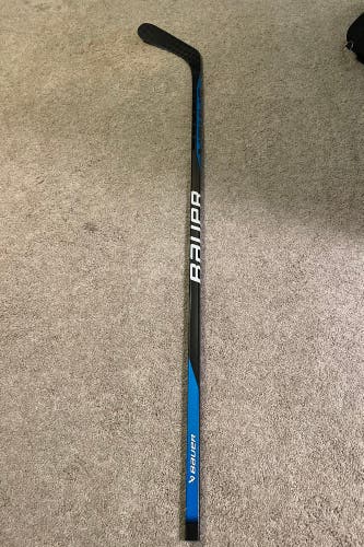 New Senior Bauer Left Hand P29 Pro Stock Nexus Sync Hockey Stick