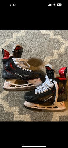 Used Bauer Regular Width  Size 5 Vapor 3X Pro Hockey Skates