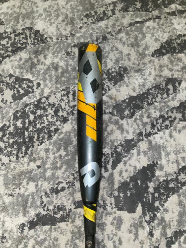 Used 2016 DeMarini USSSA Certified Composite 27 oz 32" CF8 Bat