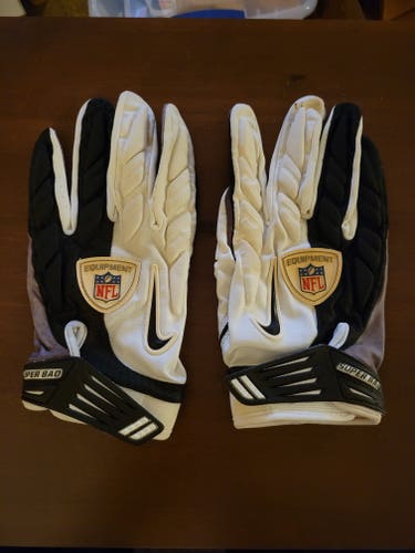 Pittsburgh Steelers Kelvin Beachum Practice Used Gloves