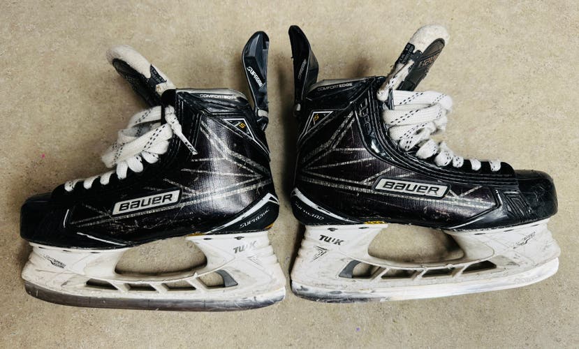 Used Junior Bauer Regular Width Supreme 1S Size 3 Hockey Skates