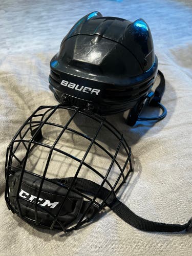 Used Small Bauer  4500 Helmet