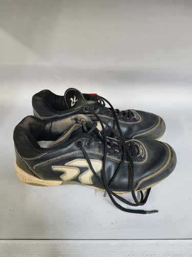 Used Ringor Cleats Youth 11.0 Baseball And Softball Cleats