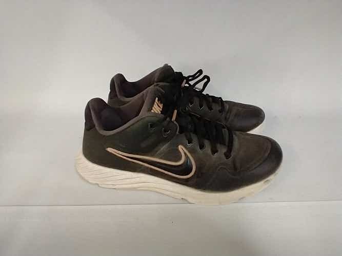 Used Nike Nike Turf Shoes Senior 7.5 Baseball And Softball Cleats