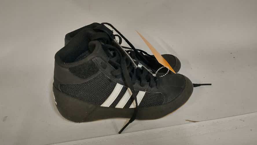 Used Adidas Youth 06.0 Wrestling Shoes
