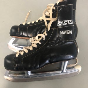 CCM Mustang skates size 8