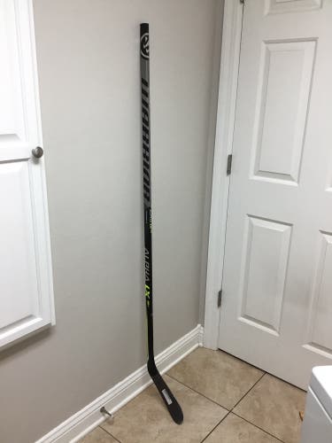 Warrior Alpha LX Pro Sr 100 Left W28 Hockey Stick