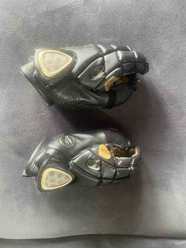 Used Maverik Rome NXT 12” Goalie Gloves