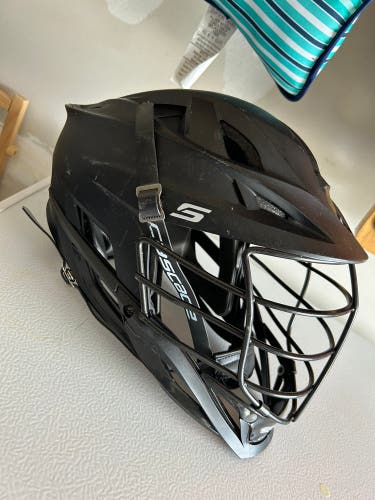 Black Cascade S Lacrosse Helmet