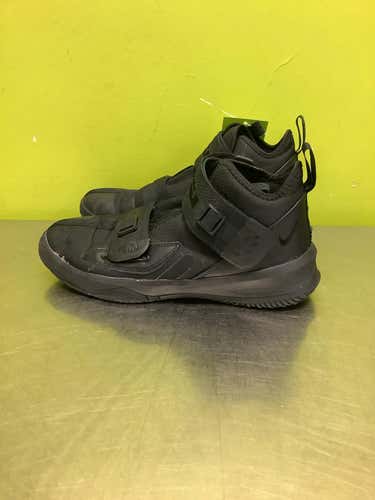 Used Nike Lebron Soldier Senior 7 Basketball Shoes