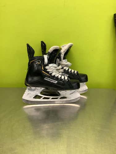 Used Bauer Supreme 2s Senior 8 Ice Hockey Skates