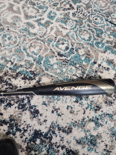 Used AXE Avenge USABat Certified Bat (-10) Composite 18 oz 28"