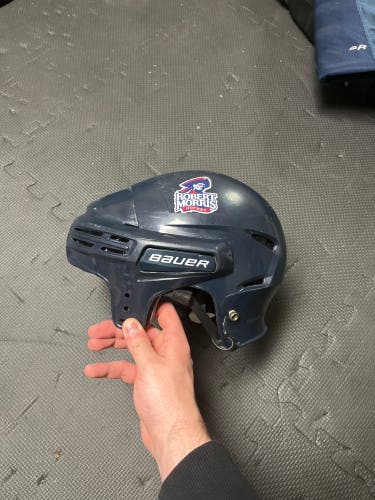 Used Senior Bauer 7500 Hockey Helmet