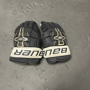 Bauer Nexus N9000 hockey gloves