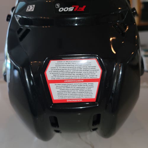 Used Large CCM FL500 Helmet