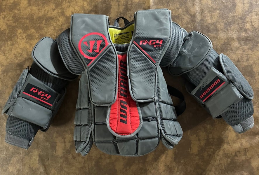 Used  Warrior  Ritual G4 Goalie Chest Protector
