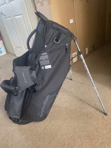 TaylorMade TM24 FlexTech Crossover Golf Stand Bag NEW Black 14-Way Top