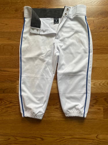 White knickers -Used Medium Easton Game Pants