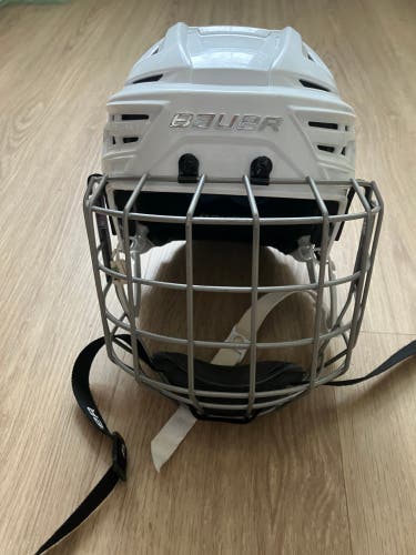 Bauer Re-Akt 150 Hockey Helmet Adult Medium