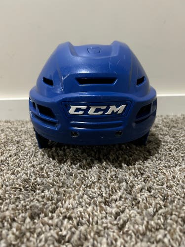 Used Medium CCM  Resistance 300 Helmet