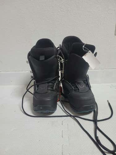 Used Burton Progression Yth Junior 05 Boys' Snowboard Boots