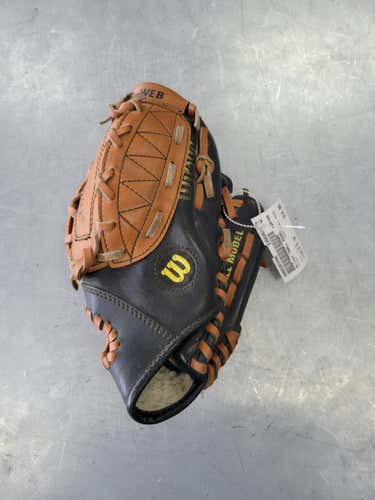 Used Wilson Tball Model 9 1 2" Fielders Gloves