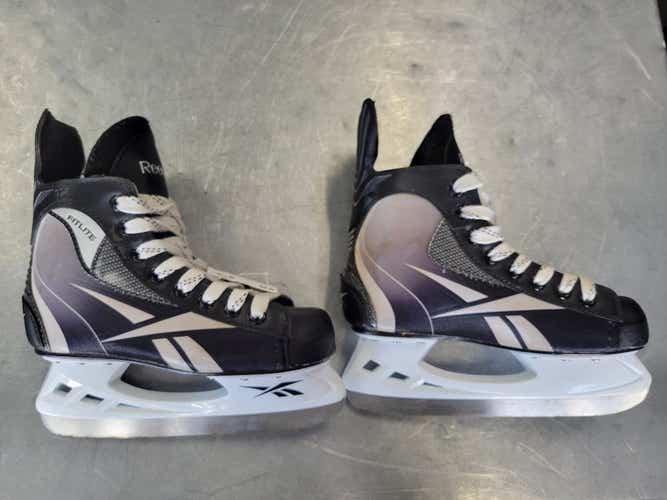 Used Reebok 1k Fitlite Junior 03 Ice Hockey Skates