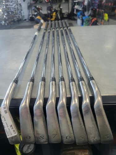 Used Nickent 40x Cp 4i-pw Uniflex Steel Shaft Iron Sets