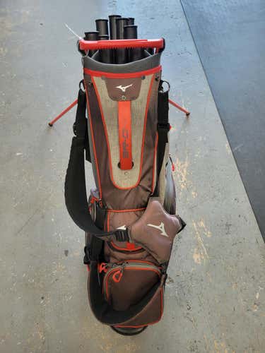 Used Mizuno Br-d4 Golf Stand Bags