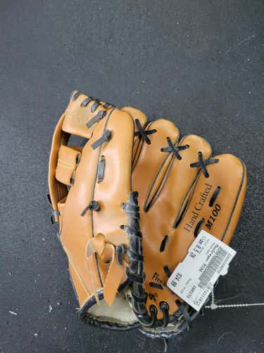 Used Macgregor M100 9 1 2" Fielders Gloves
