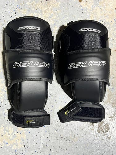 Bauer Supreme knee guards Senior