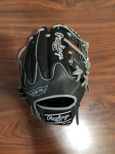 New Rawlings Heart of the Hide Right Hand Throw Infield Baseball Glove 11.5"