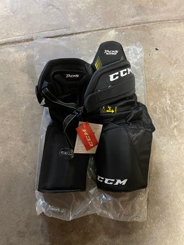 New Junior CCM Tacks 5092 Hockey Pants
