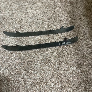 Bauer Step Black Steel