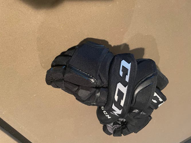 Used CCM 13" Pro Stock HG12 Gloves-MINT