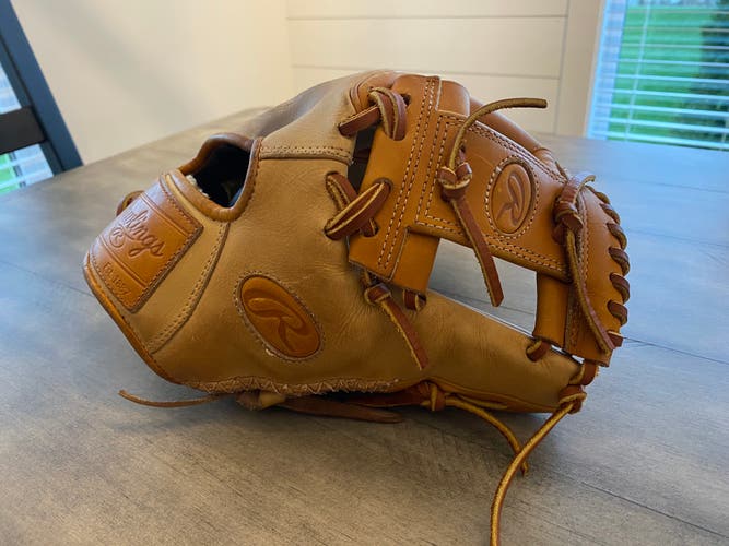 Used  Infield 11.5" Pro label 4 Baseball Glove