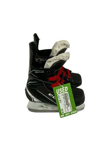 Used Ccm Tacks 9040 Youth Ice Hockey Skates Size 9